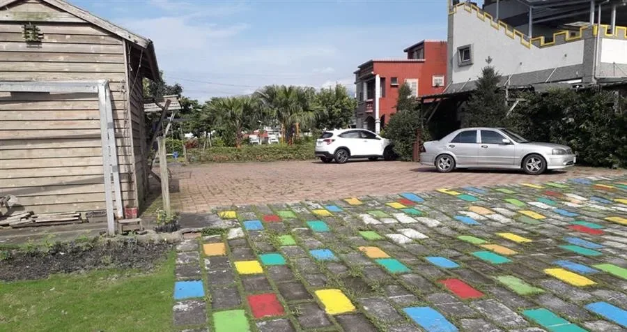 宜蘭民宿 記憶城堡-停車空間
