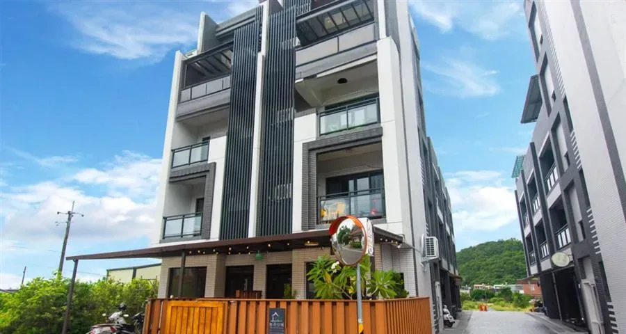 宜蘭民宿 尚荷田院-建築外觀與周邊環境