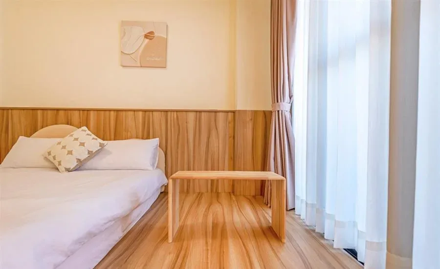 宜蘭 青覓礁溪民宿-客房床鋪與室內空間