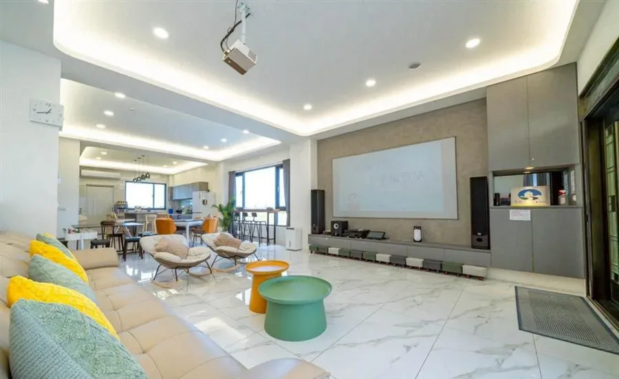 宜蘭 心漾villa-沙發與客廳休憩空間